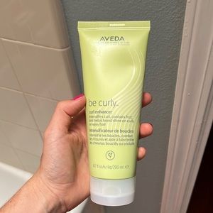 Aveda Be Curly curl enhancer